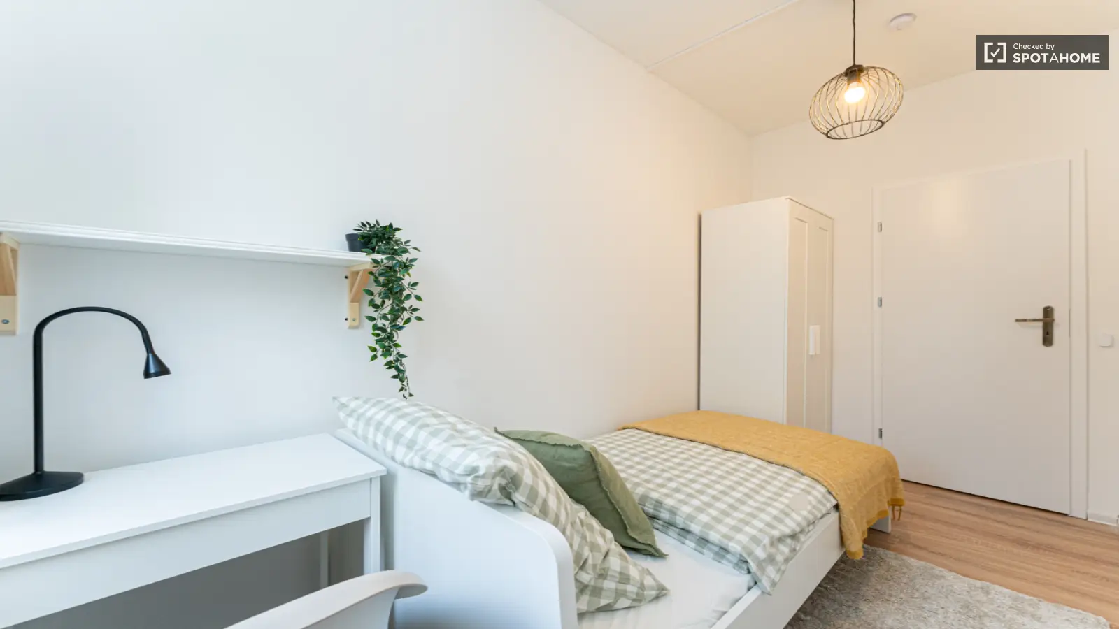 Wohnung Hohenzollerndamm in Berlin