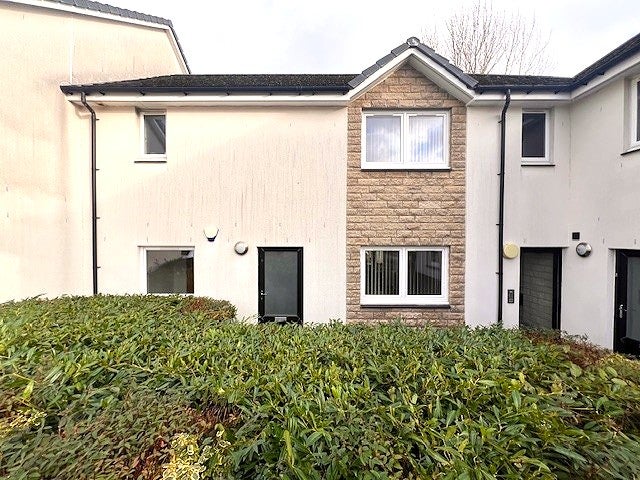 House Broomhill Court in Larkhall