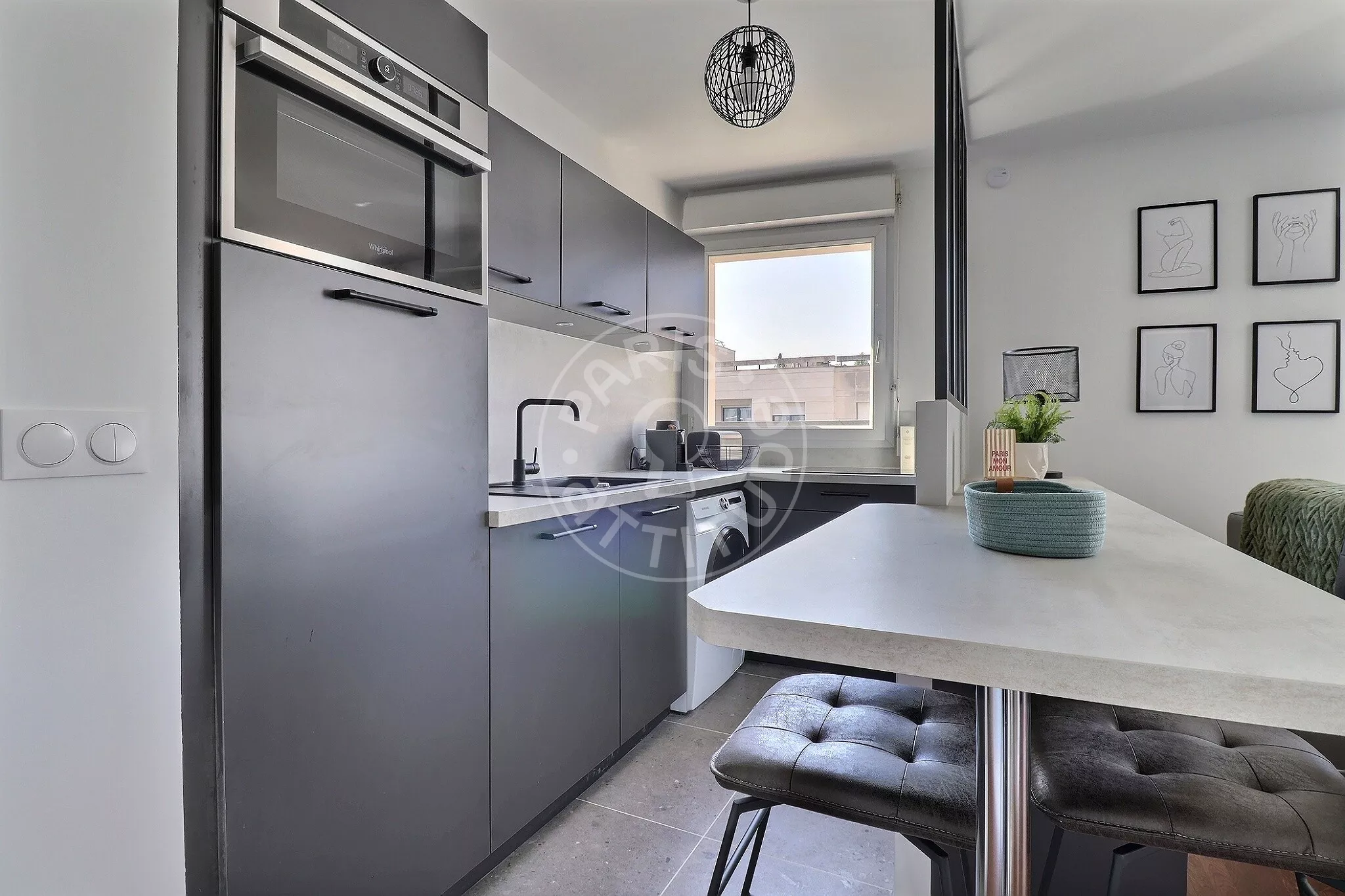 Flat Rue Paul Vaillant-Couturier in Levallois-Perret