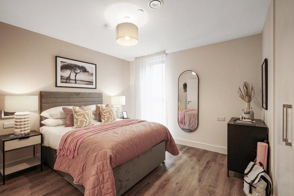 Flat Queen Street in Maidenhead