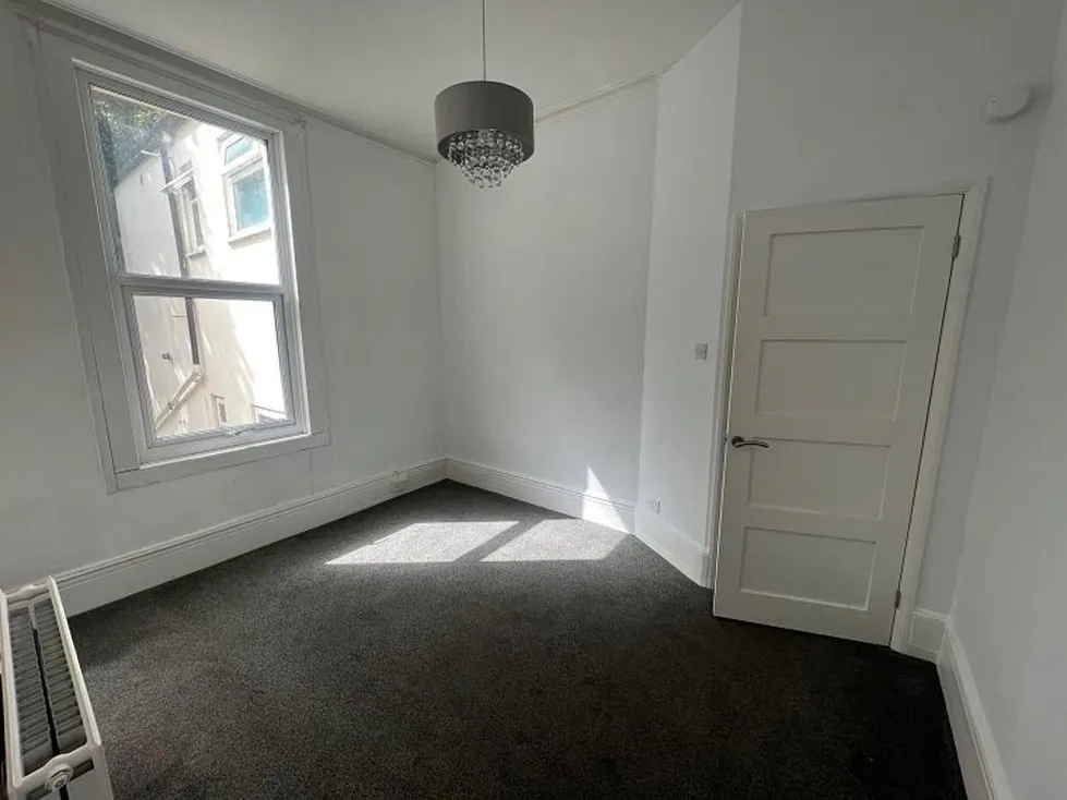 Flat Gladstone Place in Brighton