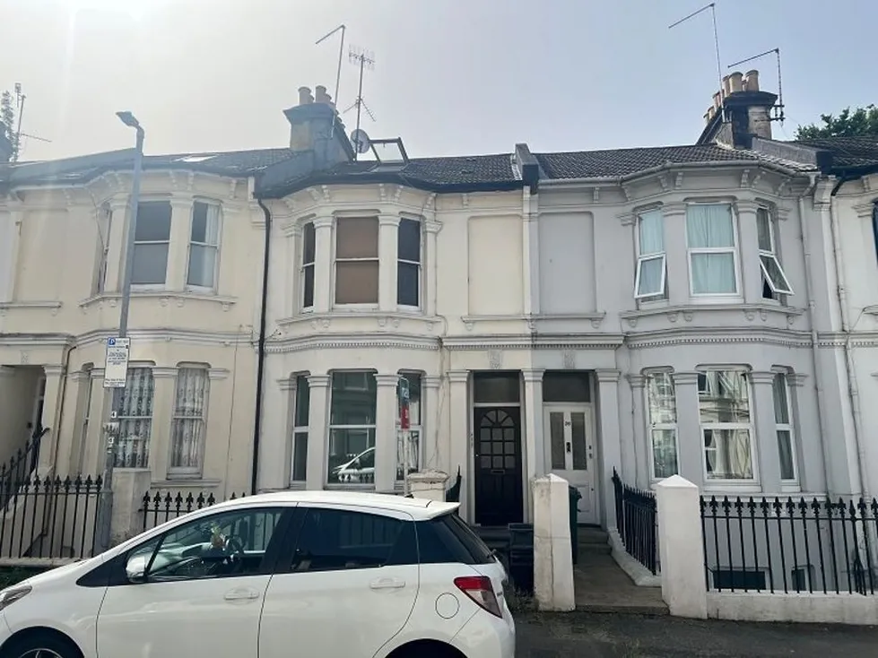 Flat Gladstone Place in Brighton