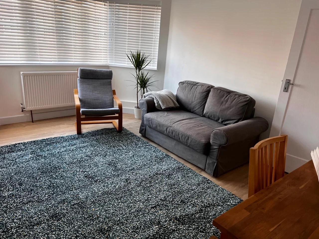 Flat Chiswick Village in Greater London