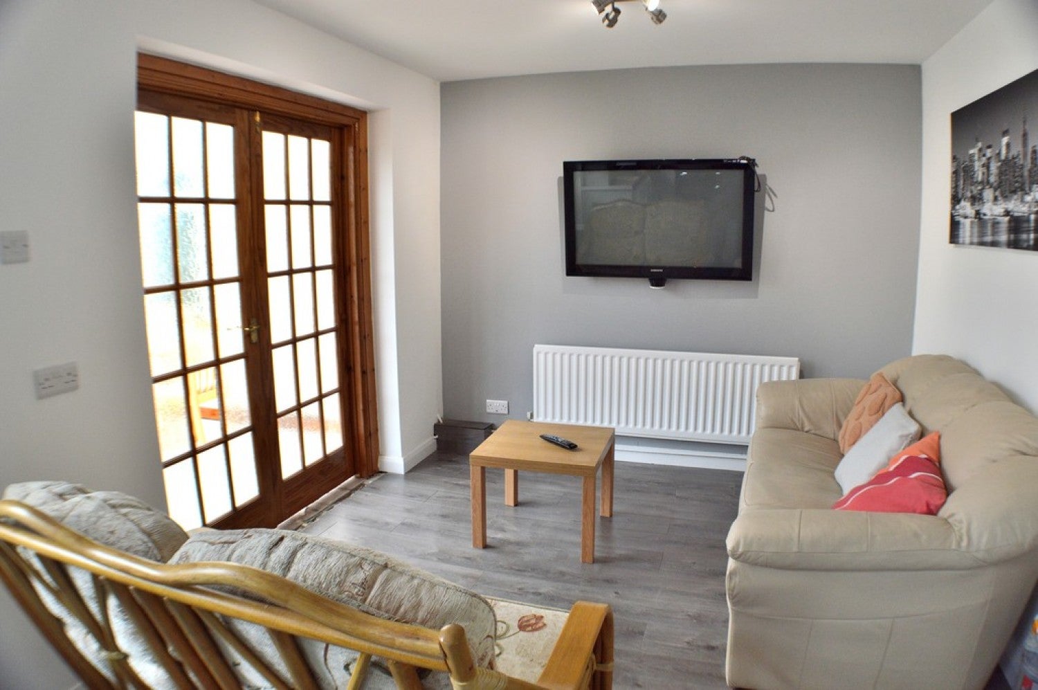 Room Jackson Avenue in Derby