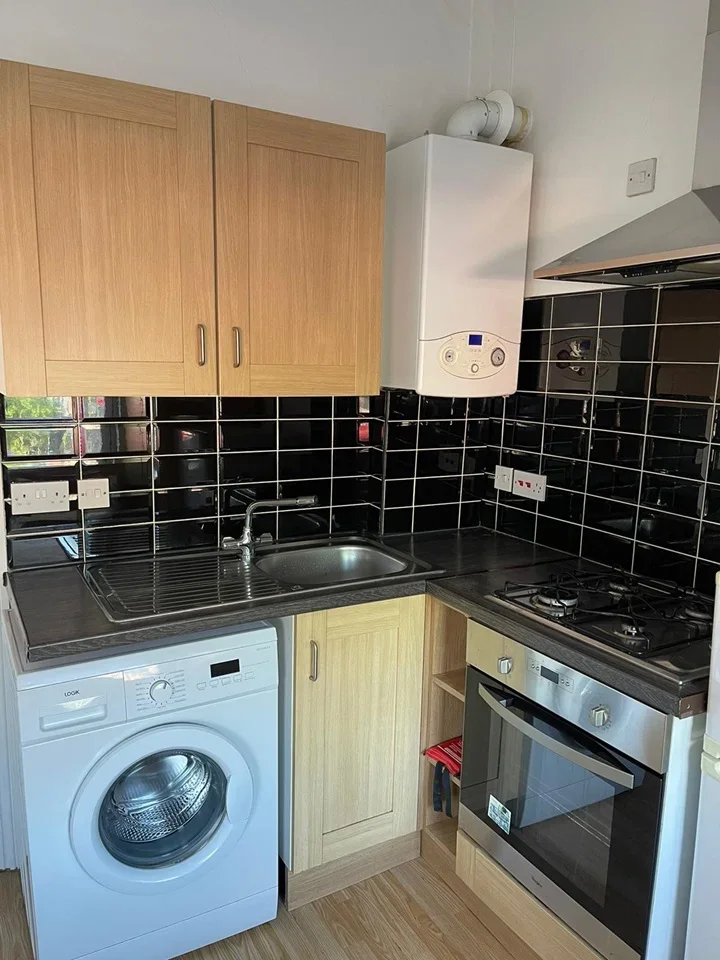 Flat Denmark Hill in Greater London