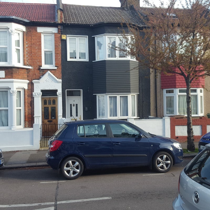Room Blenheim Road in Greater London