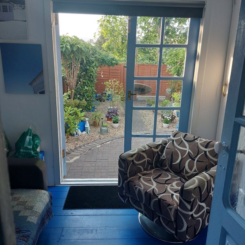 Room Blenheim Road in Greater London