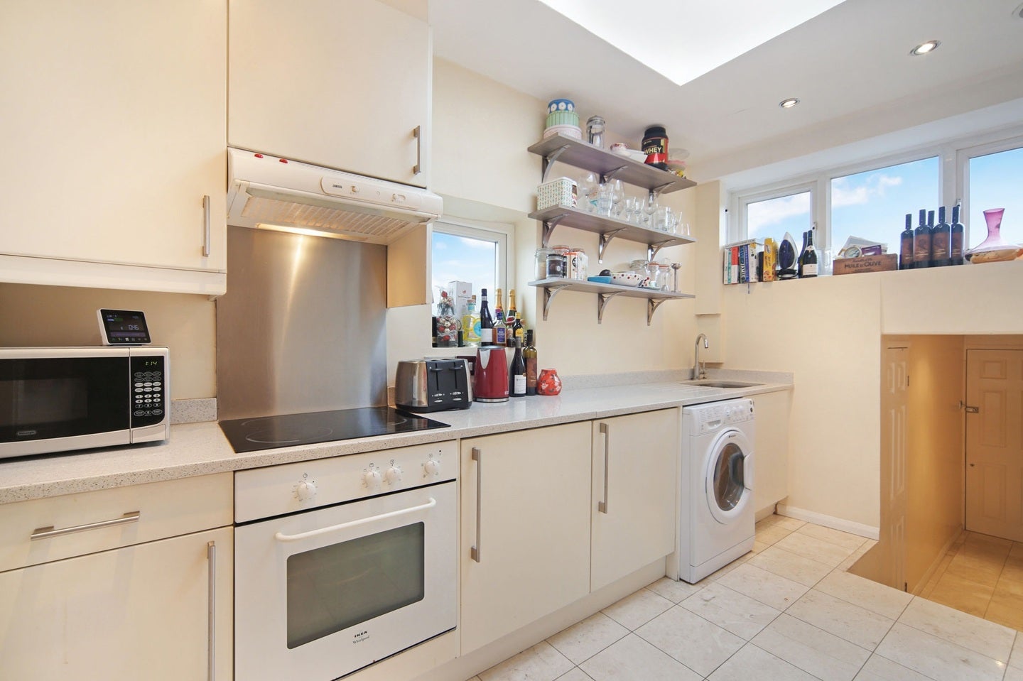 Flat Gartmoor Gardens in Greater London