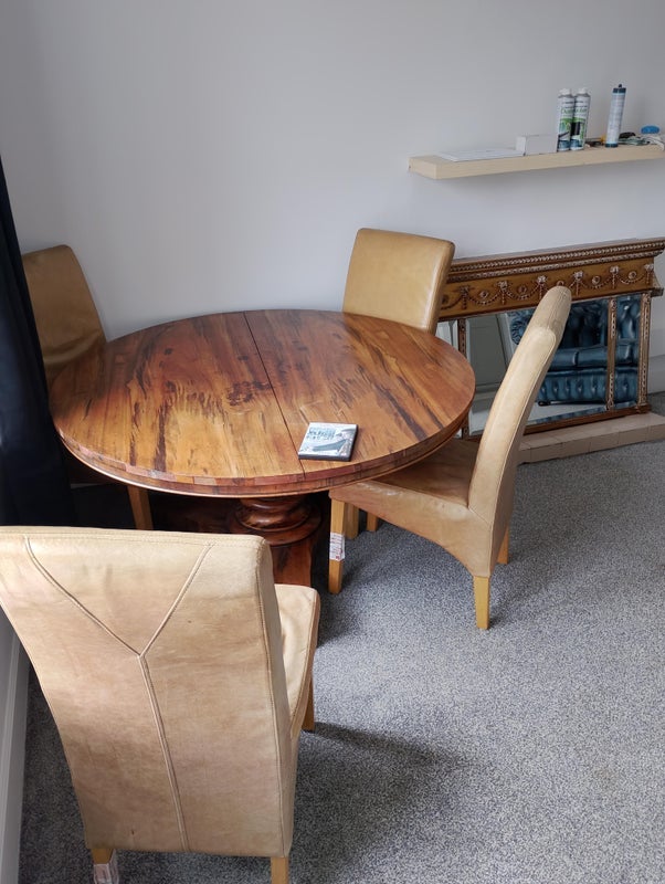 Room Slateford Road in City of Edinburgh
