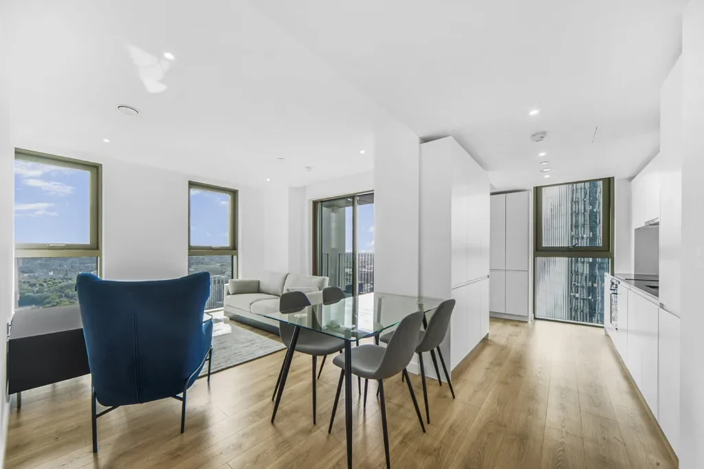 Flat Charter Street in Greater London