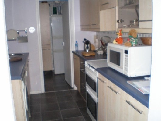 Flat Milverton Gardens in Greater London