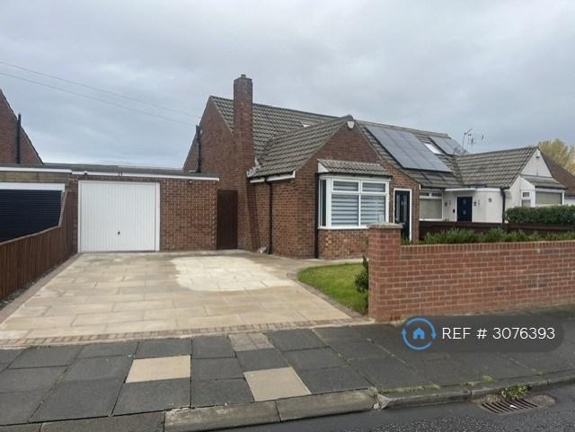 House Acomb Crescent in Newcastle upon Tyne