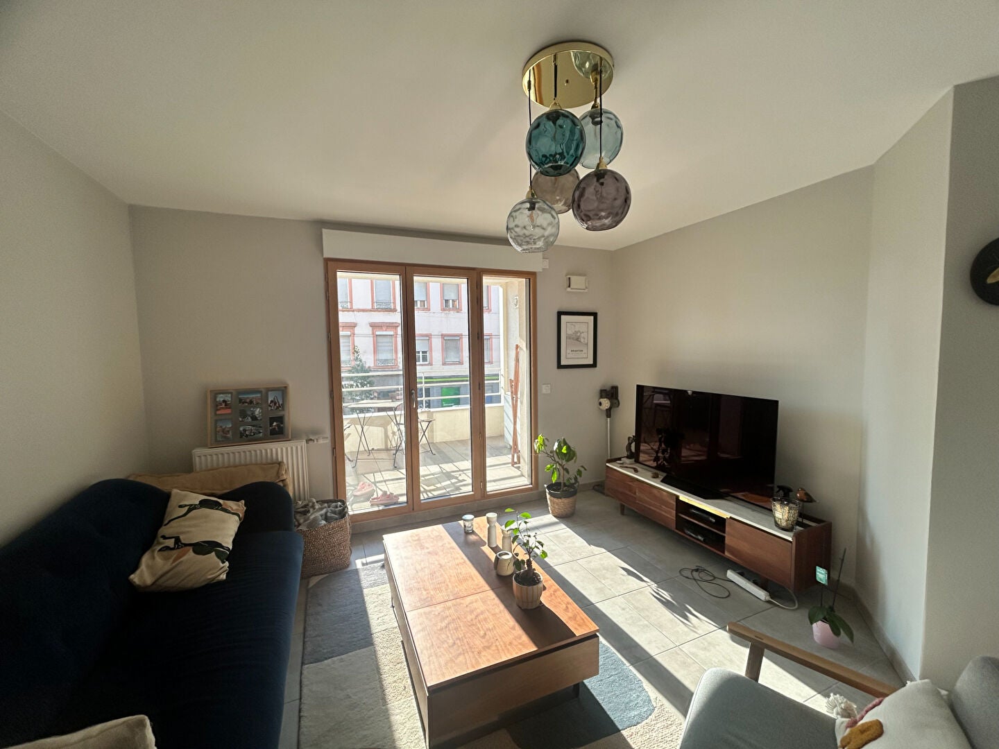 Flat Rue Frédéric Mistral in Villeurbanne