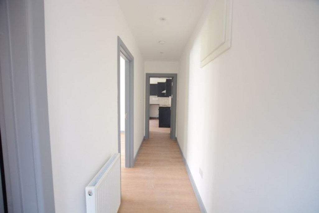 Flat Packhorse Road in Gerrards Cross