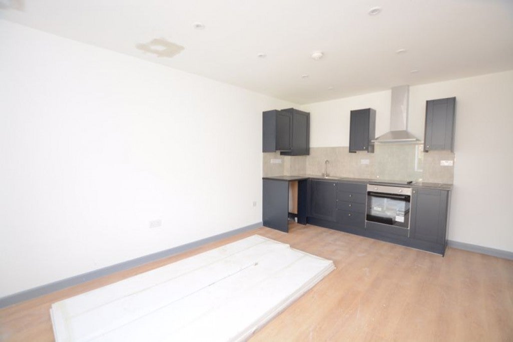 Flat Packhorse Road in Gerrards Cross