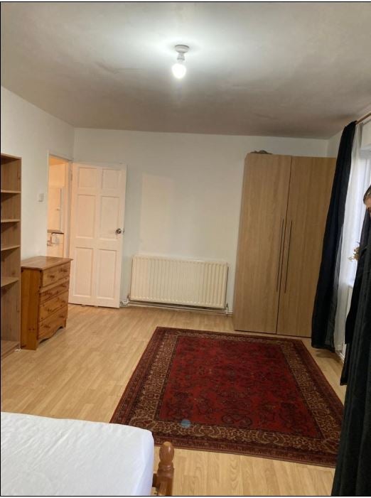 Room Princes Way in Greater London