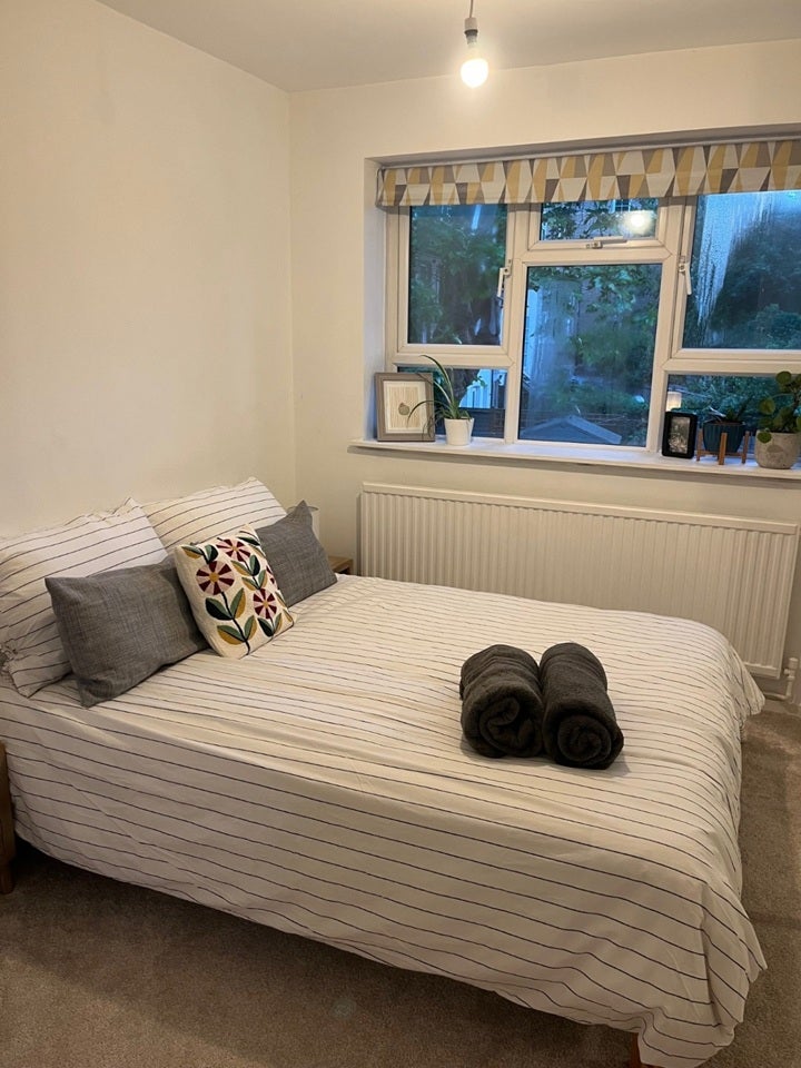 Flat Ashurst Close in Greater London