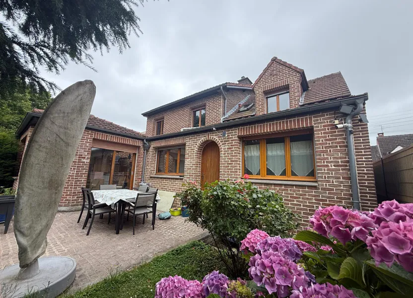 House Rue des 3 Arbres in Annœullin