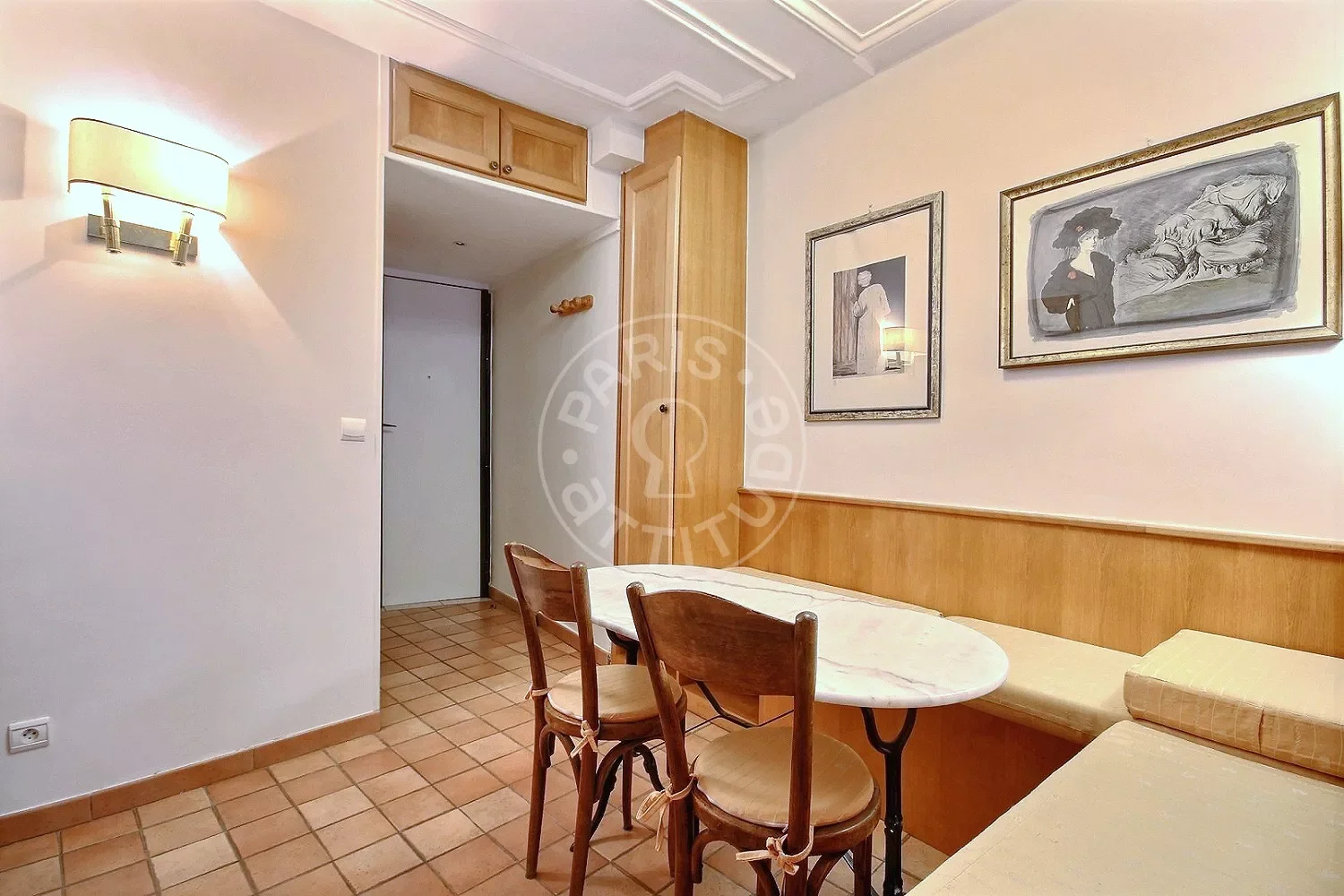 Appartement Rue de Port Mahon à Paris