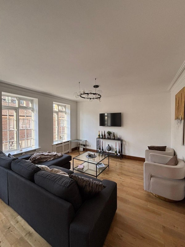 Room Stanhope Mews East in Greater London