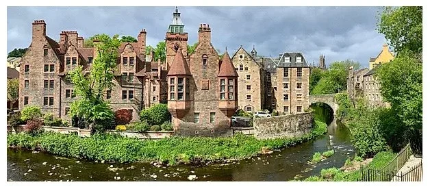 House Hawthornbank Lane in City of Edinburgh