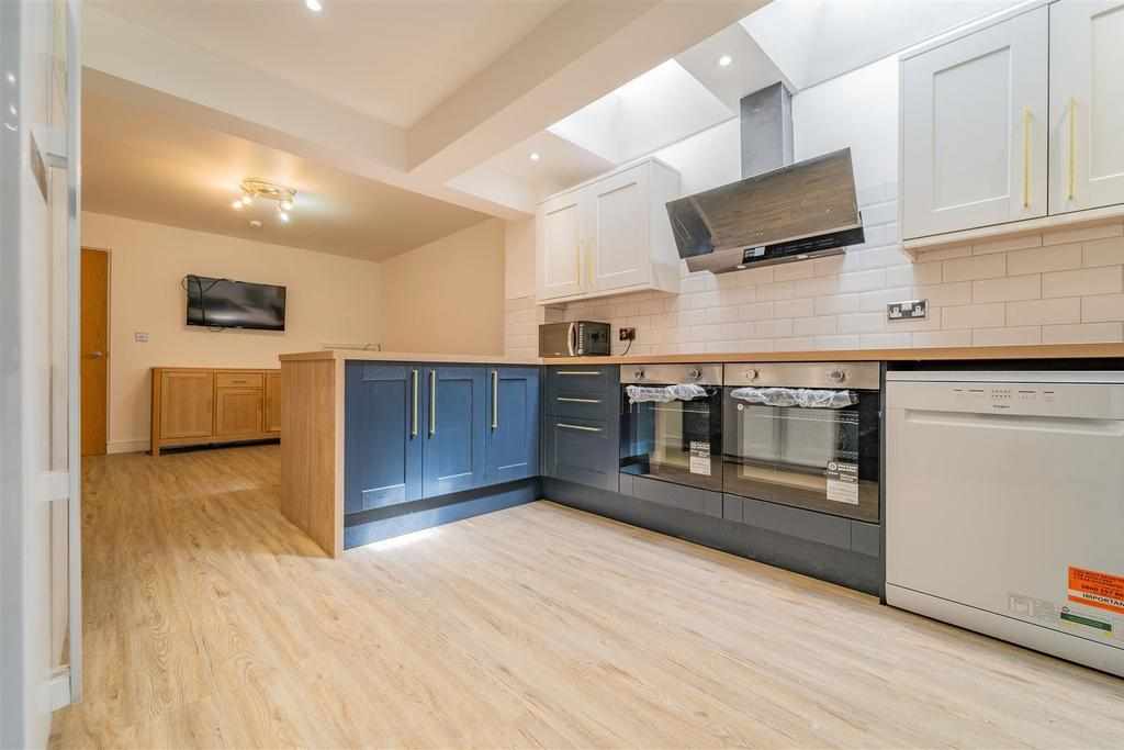 Flat Tiverton Road in Birmingham