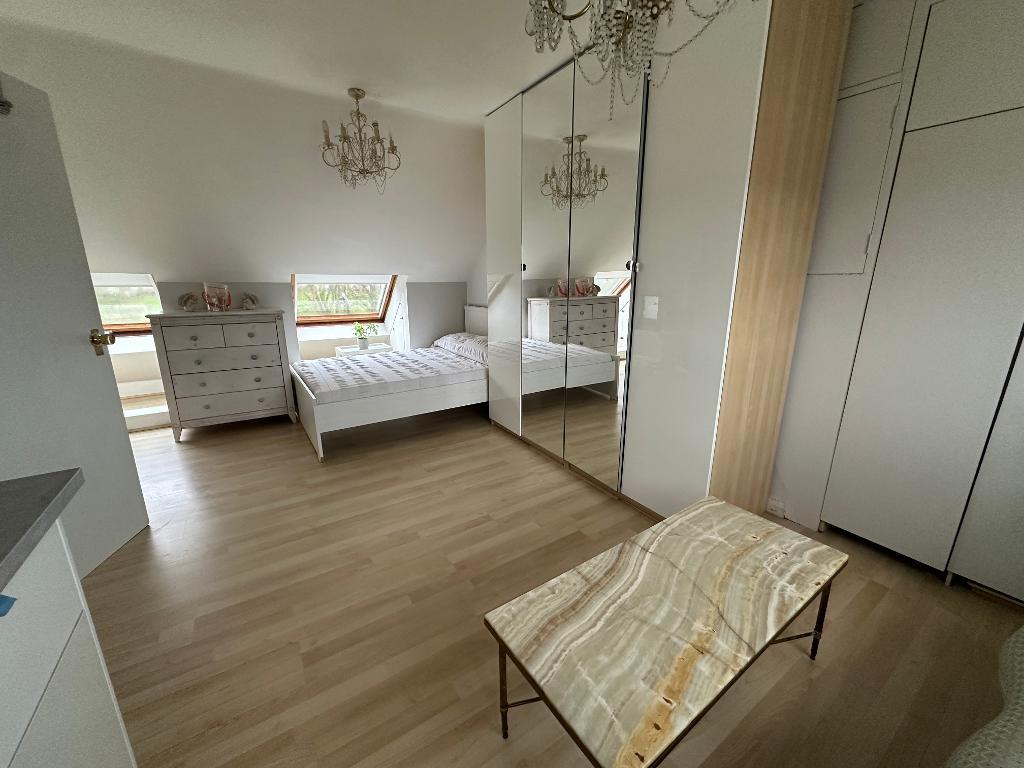 Room The Green in Greater London
