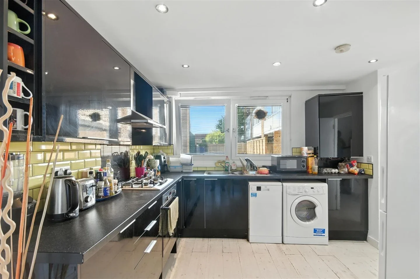 Flat Bullards Place in Greater London