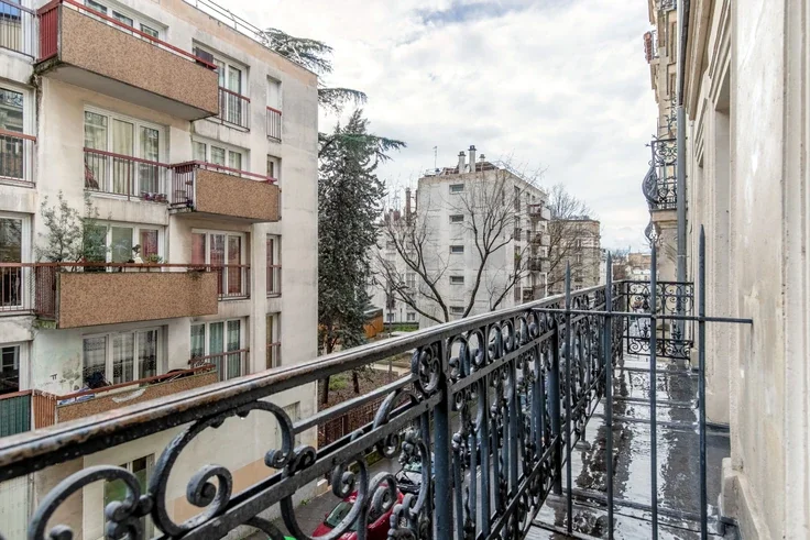 Appartement Avenue Mathurin Moreau à Paris