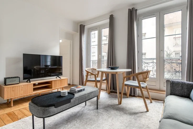 Appartement Avenue Mathurin Moreau à Paris