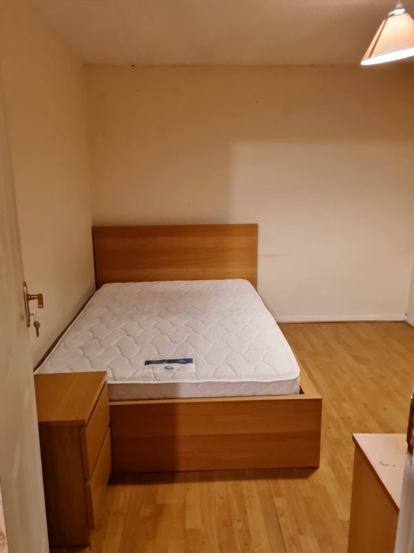 Room Barbury Drive in Nottingham