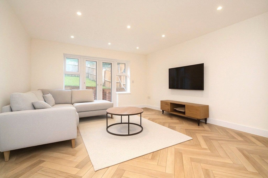 House Aston Close in Dacorum