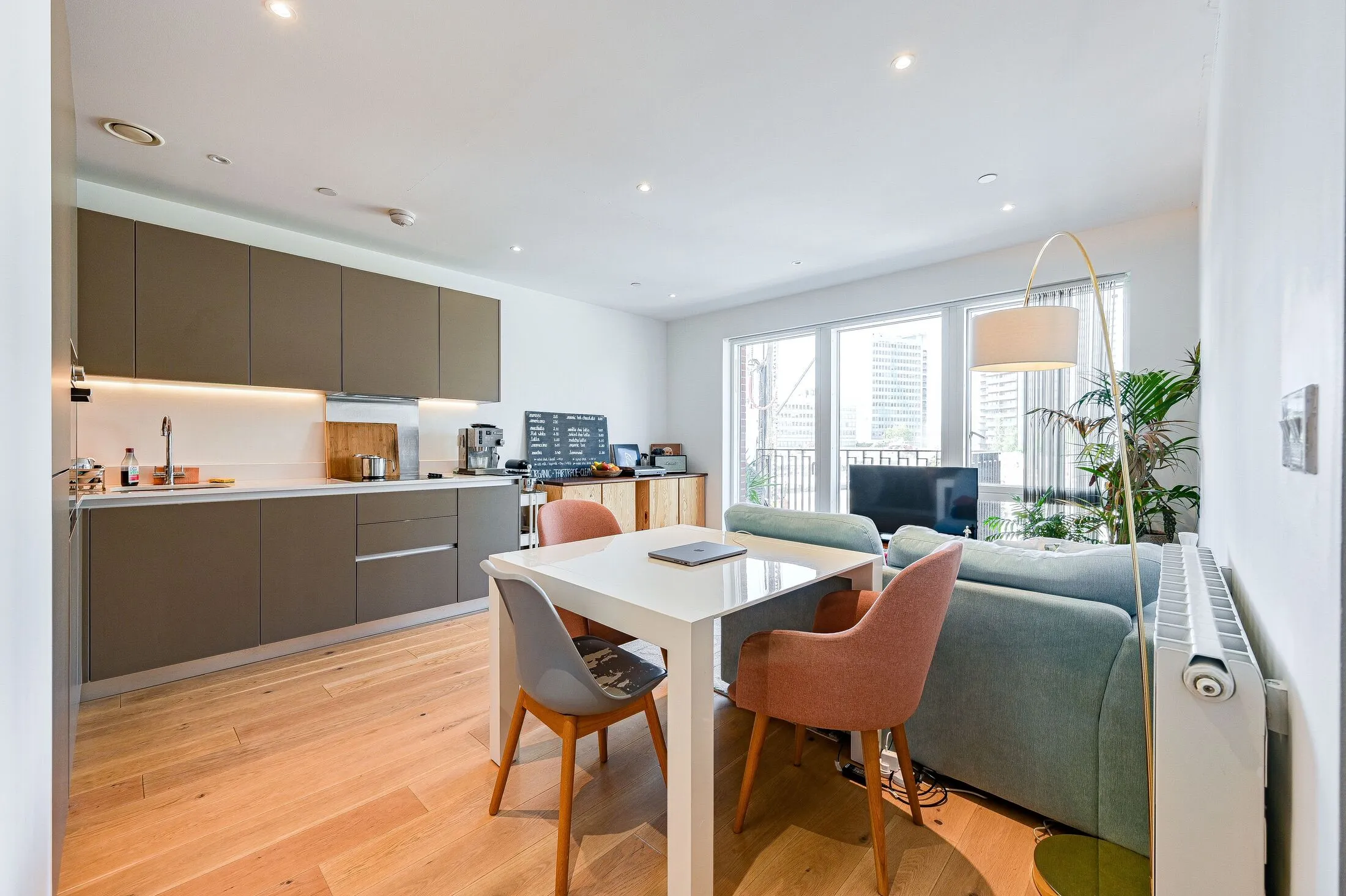 Flat No 1 Street in Greater London