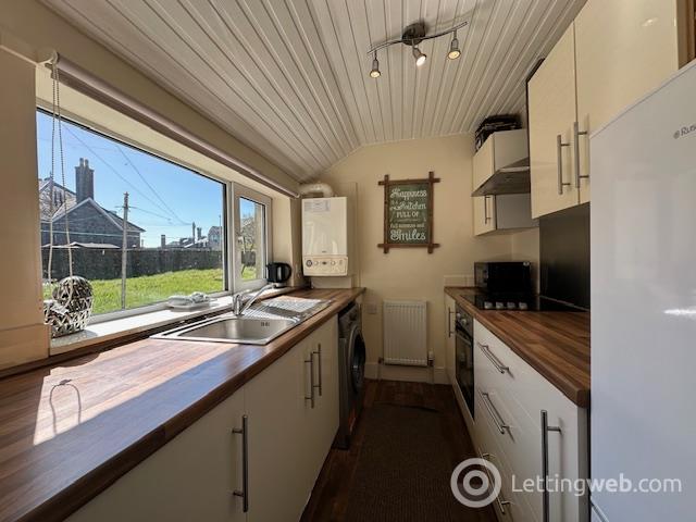 Flat Powis Place in Aberdeen City