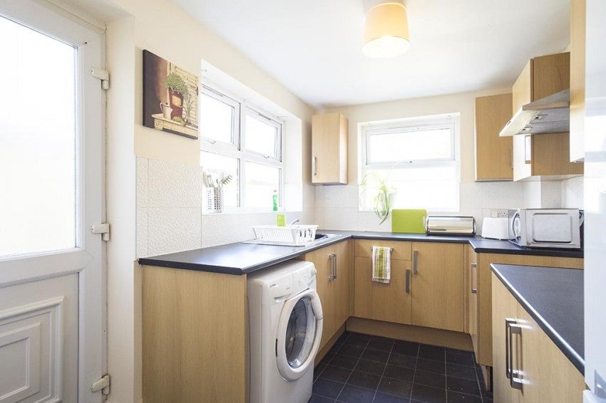 Room Mersey Road in Widnes