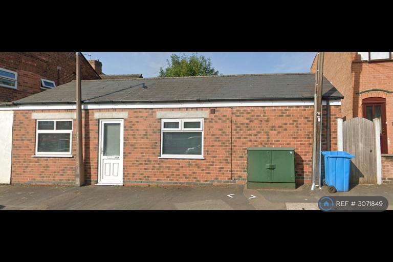 Flat Derby Road in Nottingham