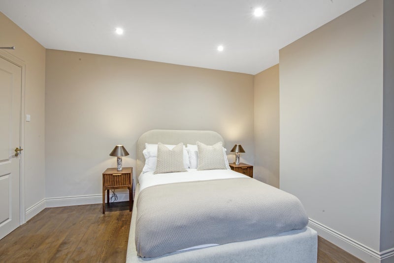 Room Havers Lane in East Hertfordshire