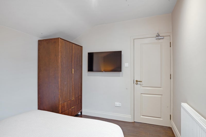Room Havers Lane in East Hertfordshire