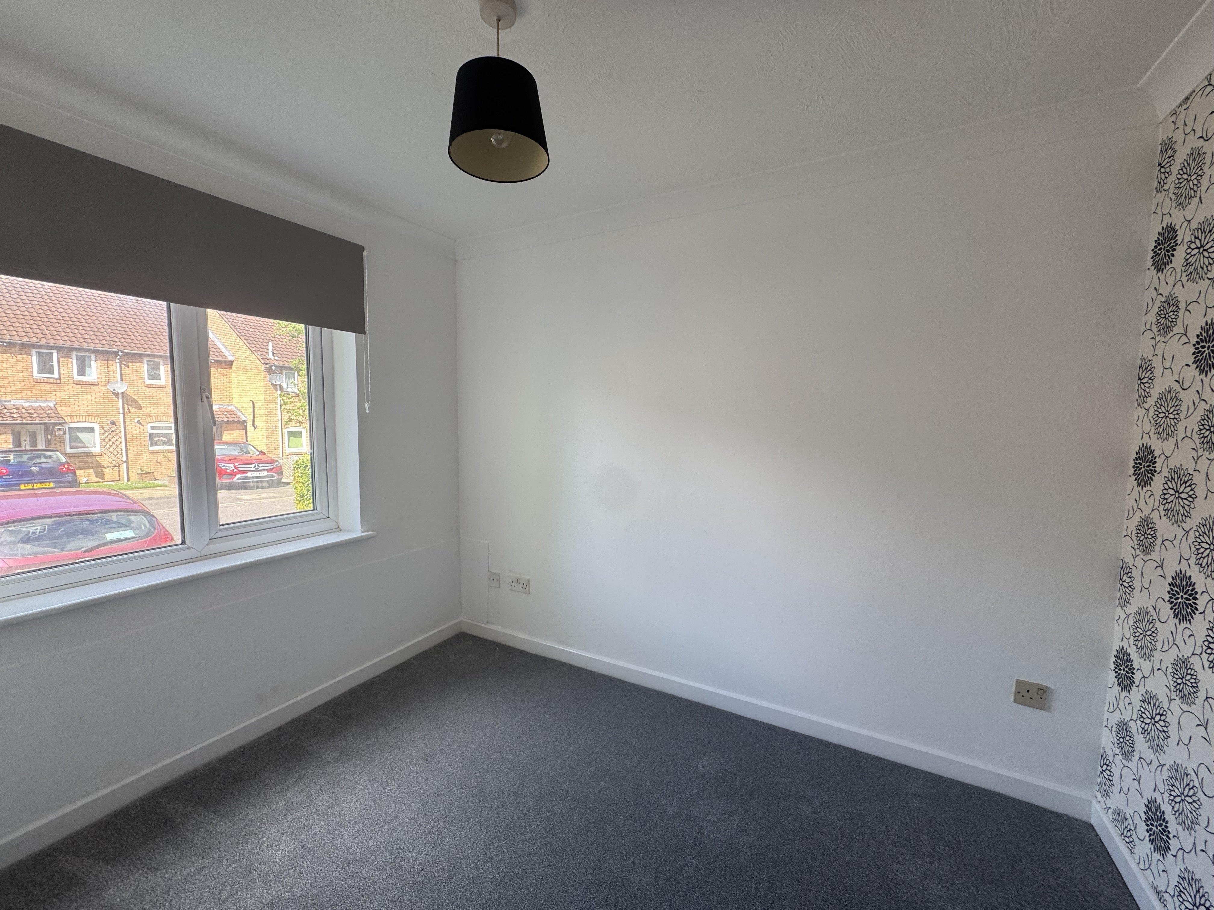 Flat Batchelor Close in Aylesbury