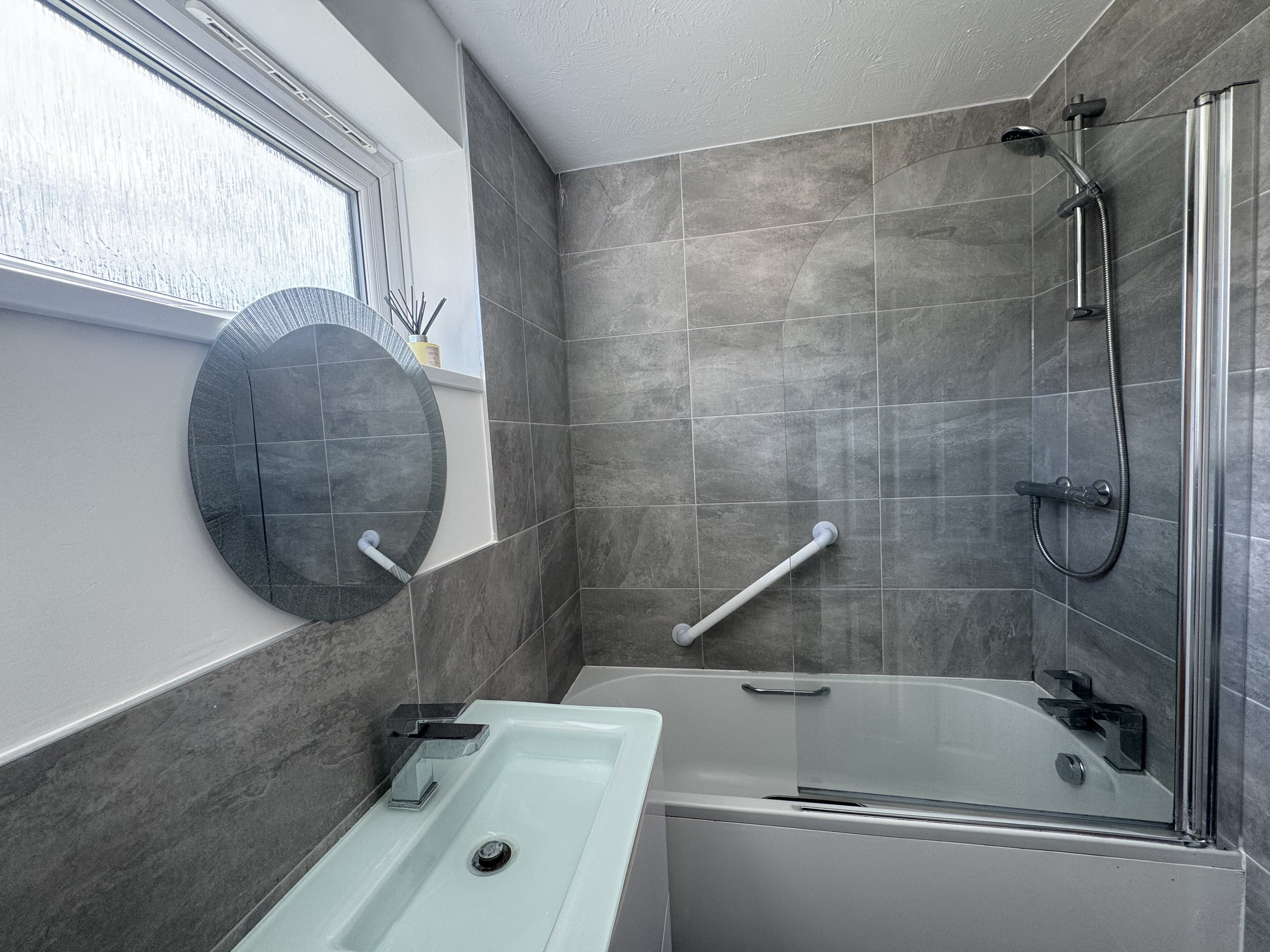 Flat Batchelor Close in Aylesbury