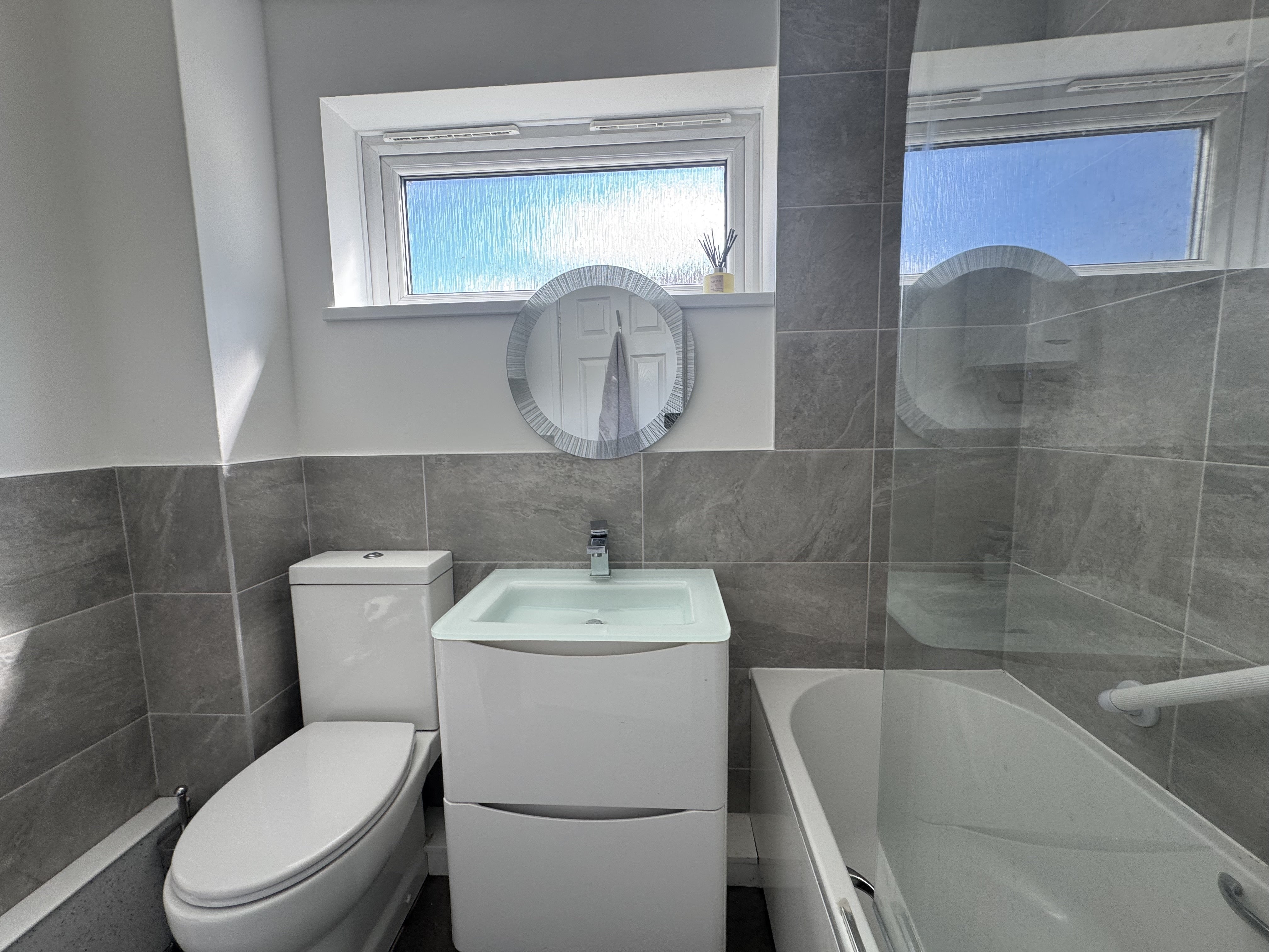Flat Batchelor Close in Aylesbury