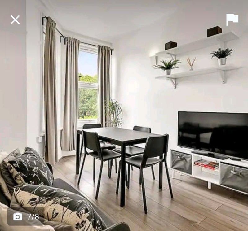 Room The Vale in Greater London