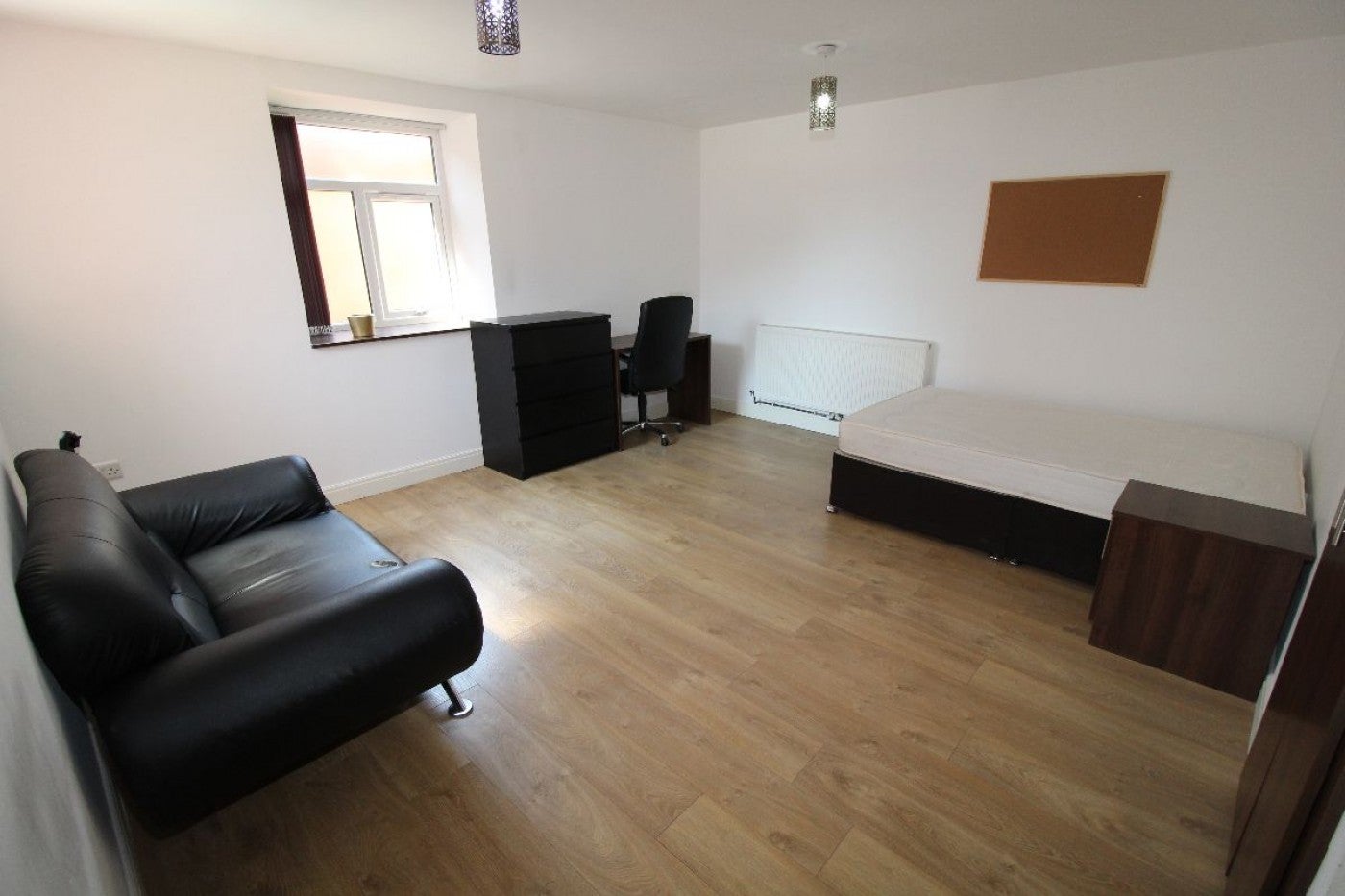 Flat Adelphi Place in Preston
