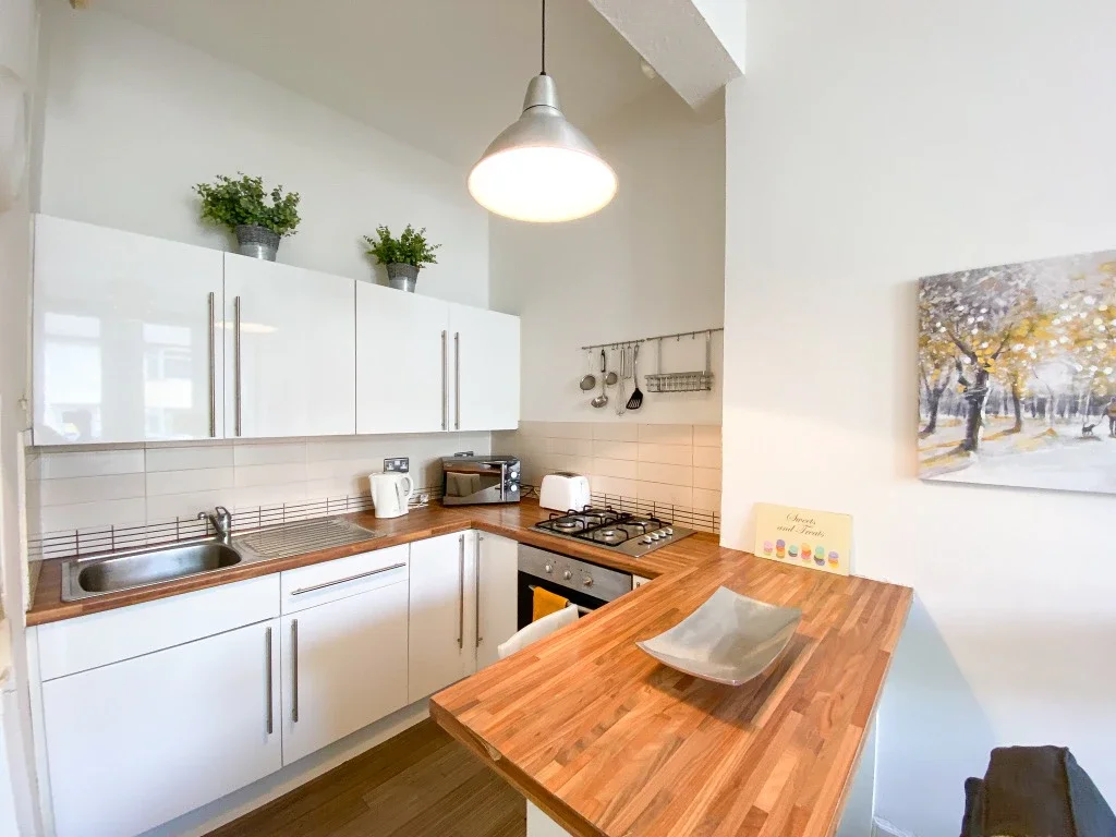 Flat Logie Green Road in City of Edinburgh