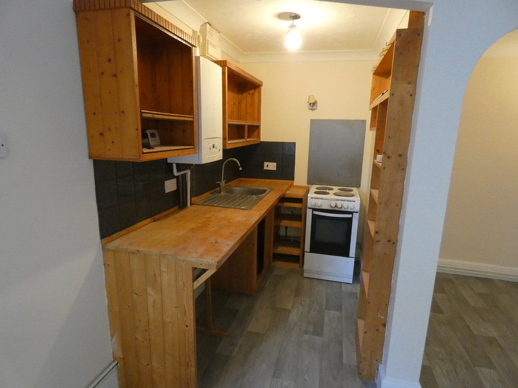 Flat Cardington Road in Bedford