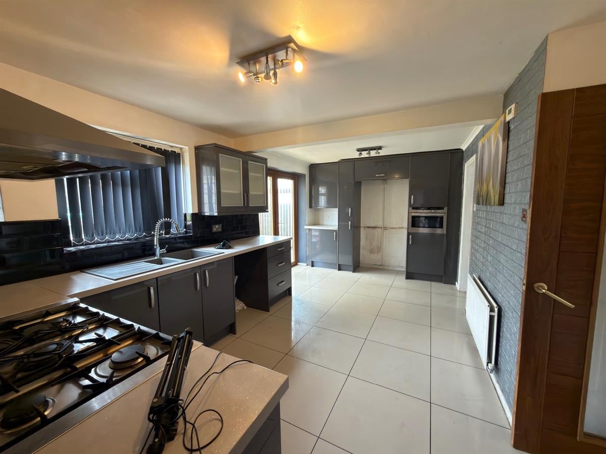 House Aintree Way in Dudley