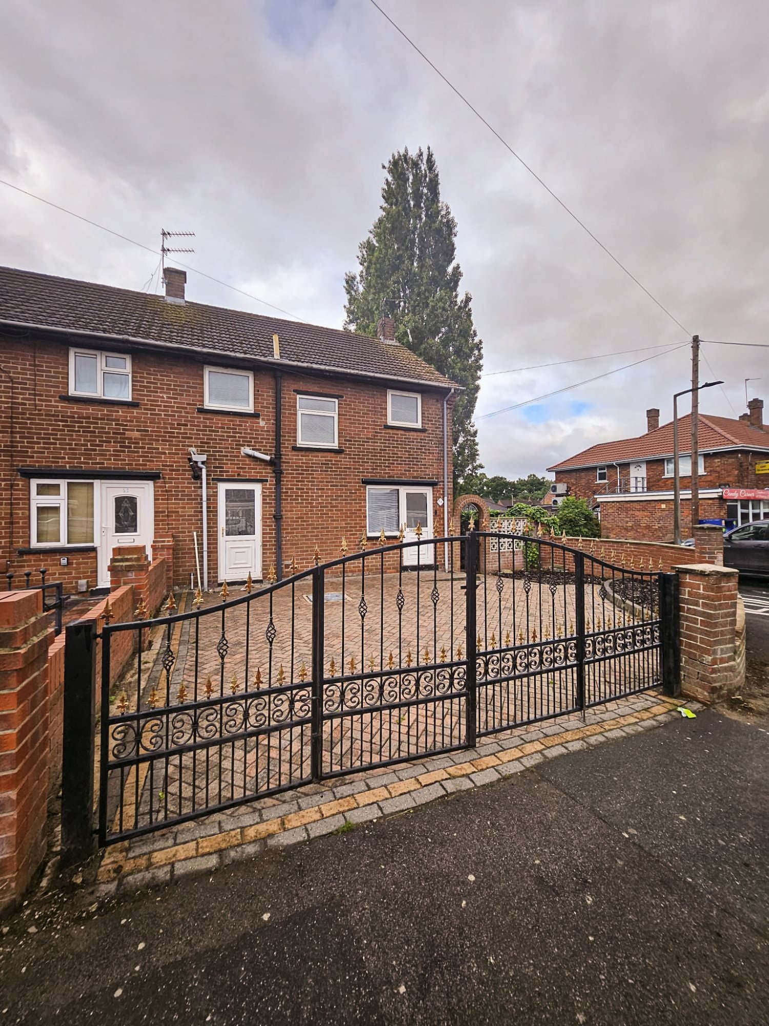 House Gray Gardens in Doncaster