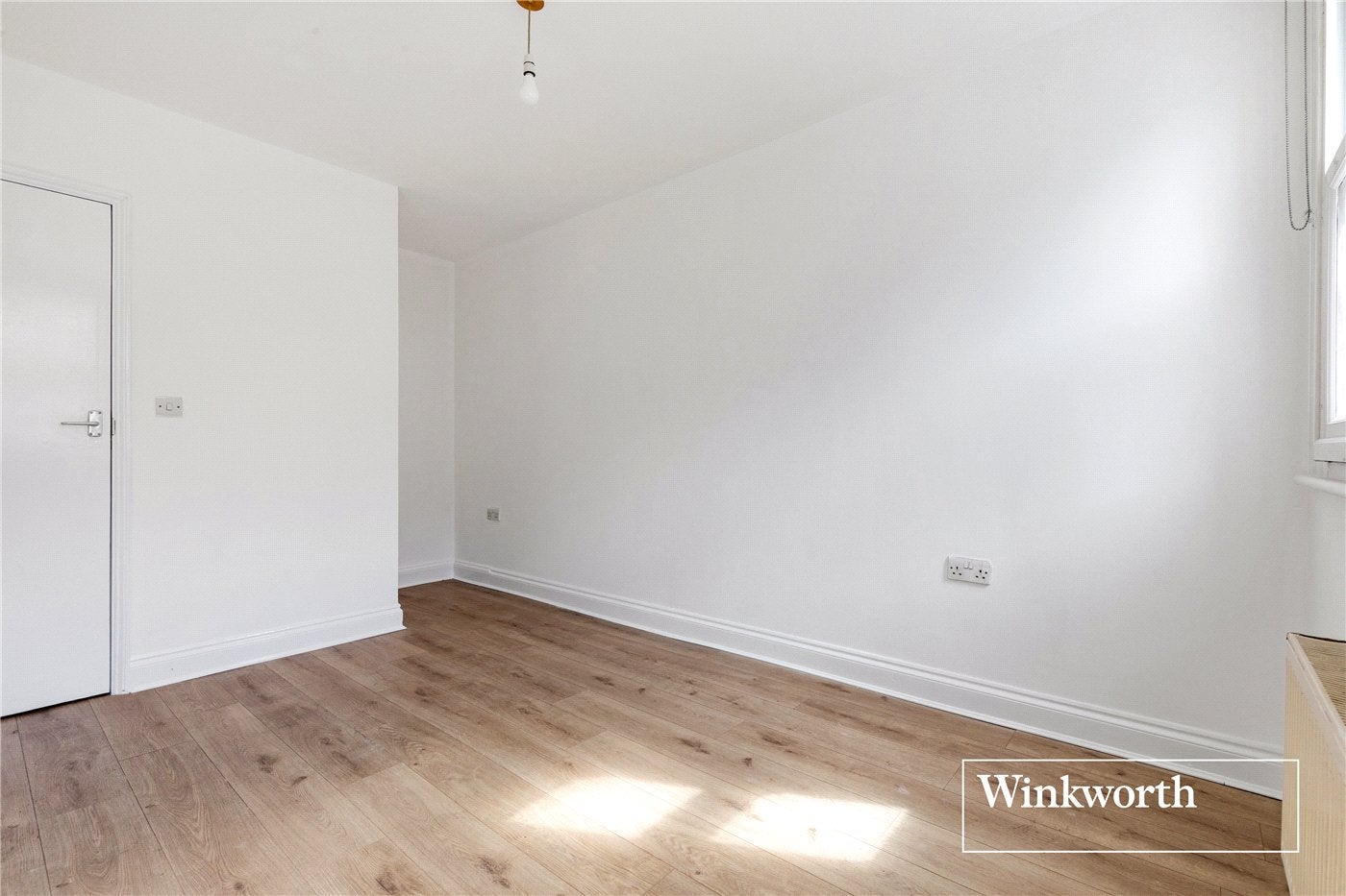 Flat Wooler Street in Greater London