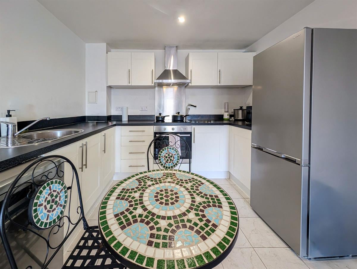 Flat Durnsford Road in Greater London