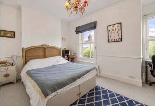 Room Fifth Avenue in City of Westminster